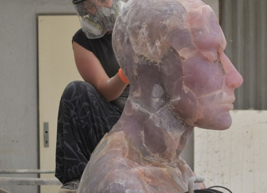 Vernisáž k workshopu Tvořte s profíky (sochání s Teou)