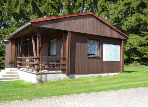 REKREAČNÍ ZAŘÍZENÍ NA MÝTINCE