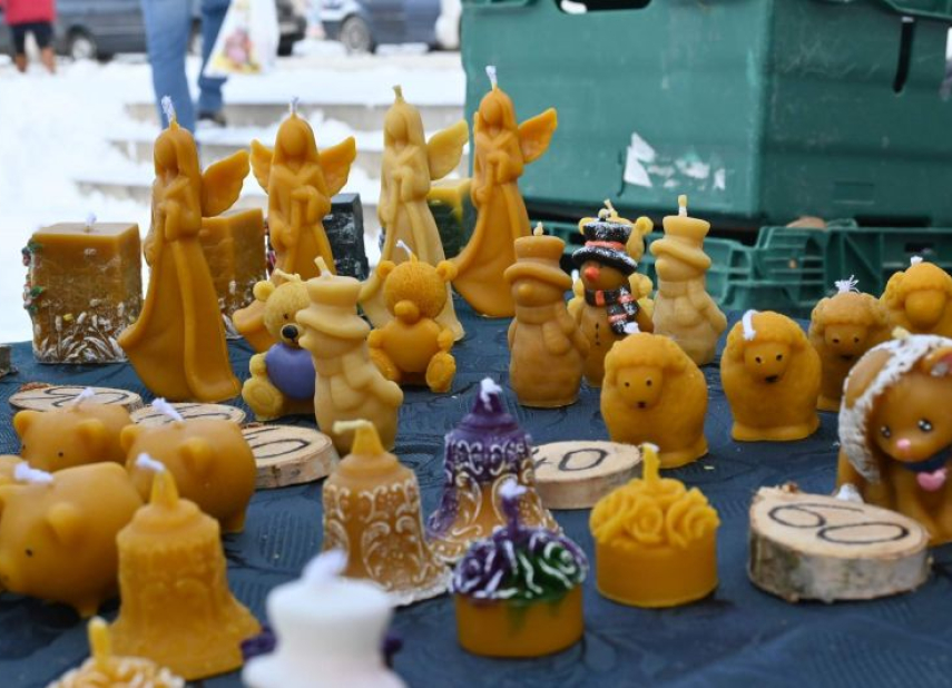 PŘEDVÁNOČNÍ JARMARK