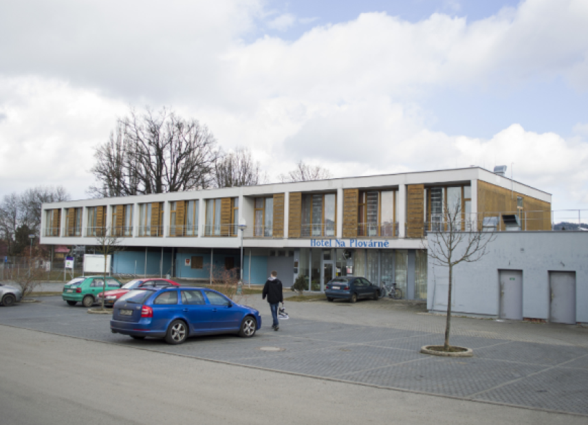 RESTAURACE NA PLOVÁRNĚ