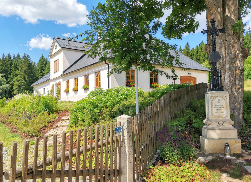 Dům skelmistra v Českých Milovech