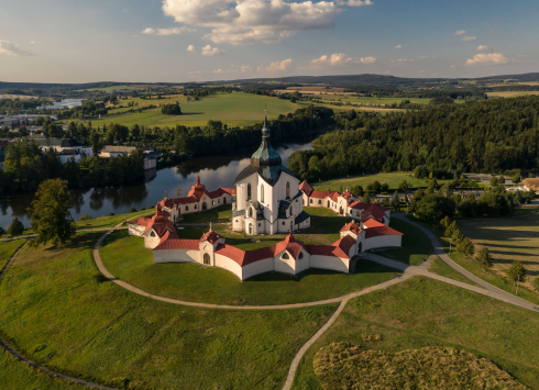 Poutní kostel sv. Jana Nepomuckého na Zelené hoře (UNESCO)