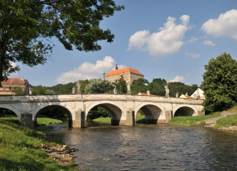 Most v Náměšti nad Oslavou