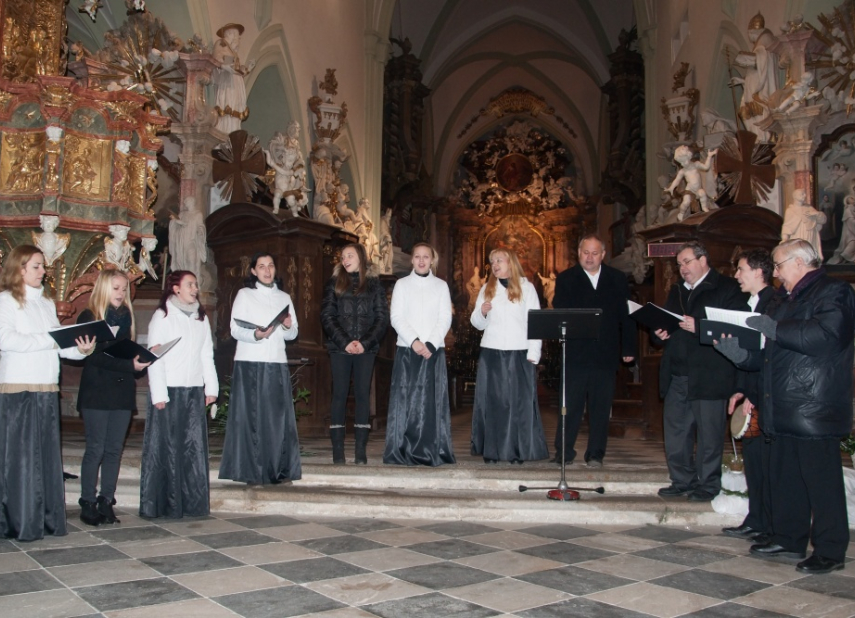 FONS - Zpívej v čase vánočním