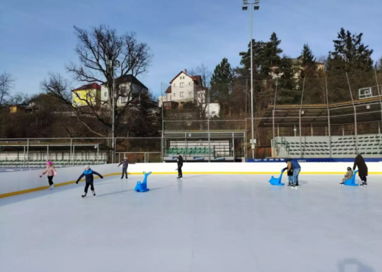 Venkovní kluziště s umělým povrchem Havlíčkův Brod 