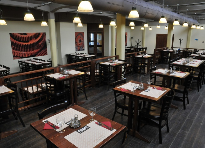 Fabrika pizzeria & bowling