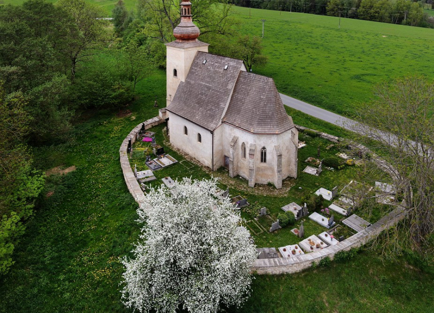 Dolní Město, Loukov, Řečice – Podlipnické kostely