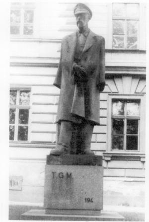Archiv Vysočina Tourism původní socha prezidenta Masaryka