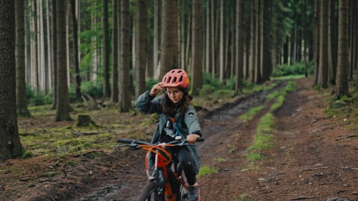 Po stopách Kosmonauta na kole: z Třebíče k Dalešické přehradě a Mohelenské stepi (foto 1)