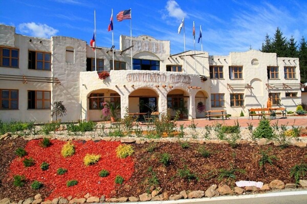 TIC Šiklův mlýn - Vstupní brána (Foto 1)