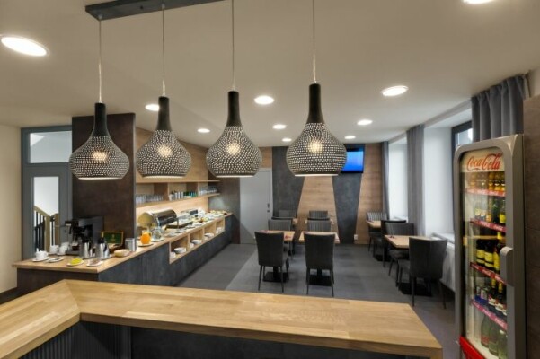 Ala hotel **** (foto 1)