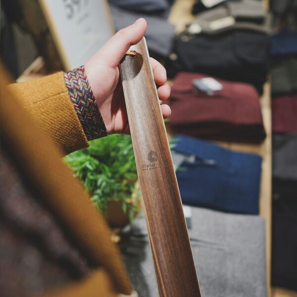 Dřevo voní (foto 1)