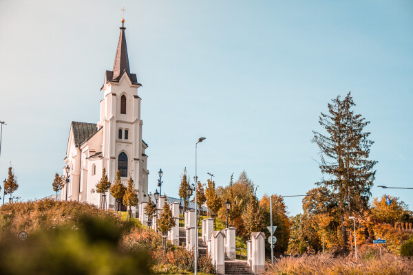 Kostel Nalezení svatého Kříže – kaple Kalvárie Pelhřimov (foto 1)