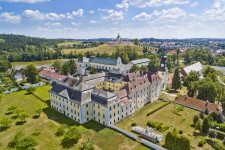 Za tajemstvím  klášterních ambitů (foto 3)