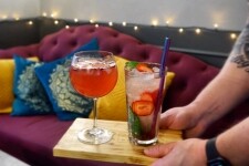 Obývák - bistro & káva (foto 6)