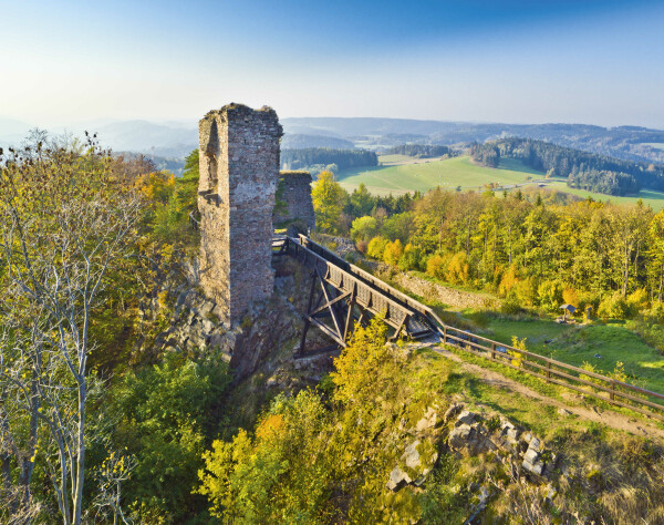 Zřícenina hradu Zubštejn (foto 1)