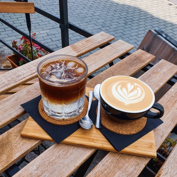 The Black Cup - espresso bar (foto 1)