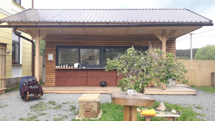 Kiosek Kadov "U Staré školy" (foto 1)