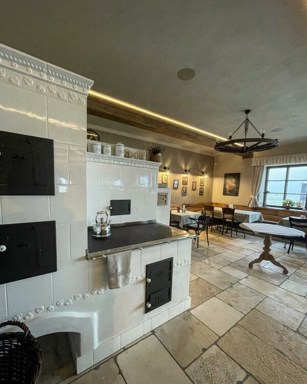 Statek Blatiny (foto 1)