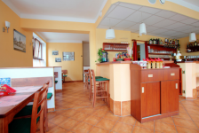 PENZION  A RESTAURACE POD VĚŽÍ (foto 6)