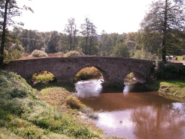 Středověký kamenný most Ronov nad Sázavou (foto 1)