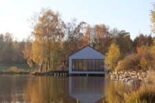 Dům nad vodou (foto 3)