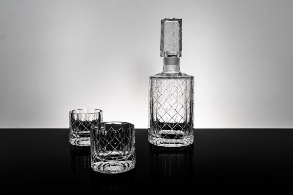 Международный симпозиум по резке стекла (фото 1)