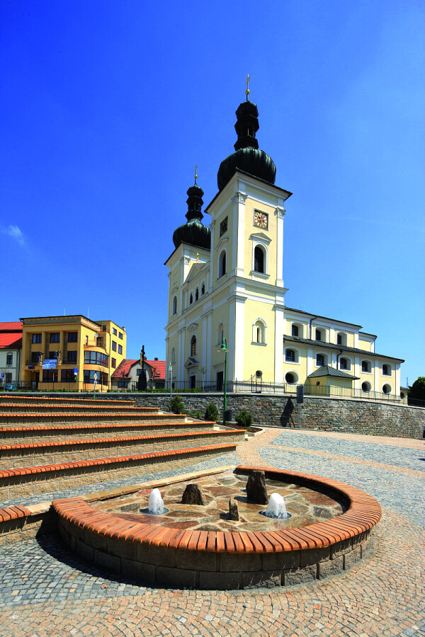 Kostel sv. Vavřince Bystřice nad Pernštejnem (foto 1)