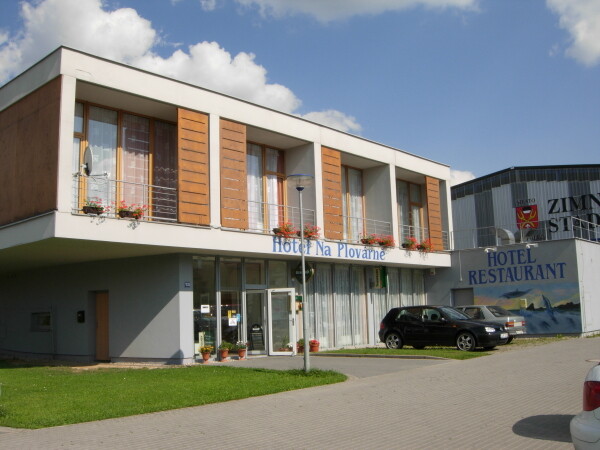 HOTEL NA PLOVÁRNĚ (foto 1)