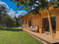 Chata v sadu (foto 2)