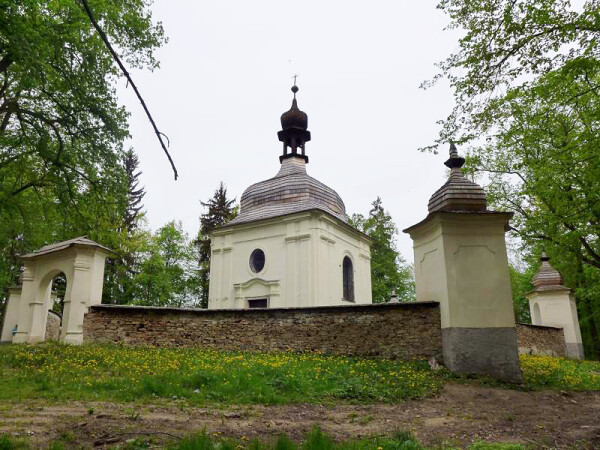 Kaple sv. Jana Nepomuckého v Plandrech (foto 1)