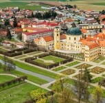 Zámek a kostel sv. Markéty v Jaroměřicích nad Rokytnou (foto 2)