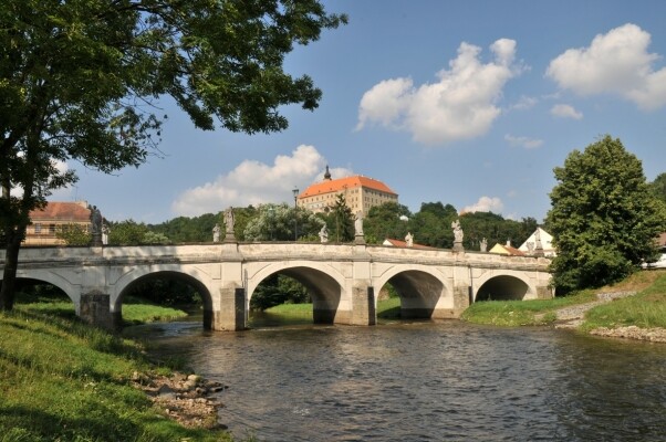 Most v Náměšti nad Oslavou (foto 1)