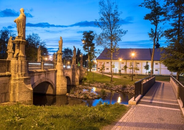 Barokní most ve Žďáře nad Sázavou (foto 1)