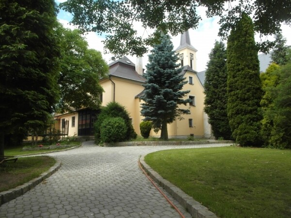 UBYTOVÁNÍ NA FAŘE (foto 1)