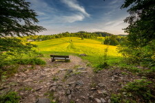Lezení po Drátenické skále ve Sněžném (foto 7)