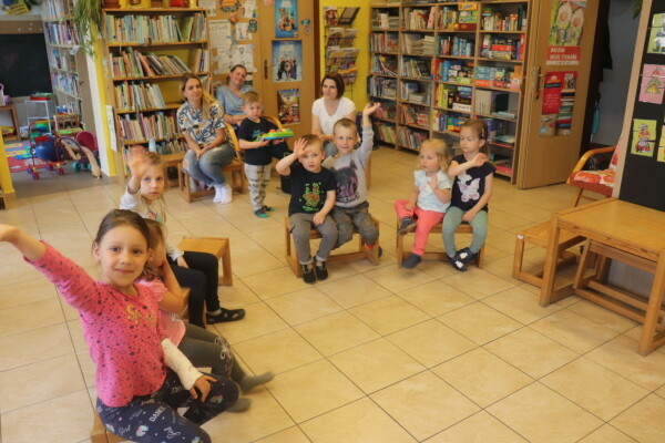 Tematické besedy v Knihovně Ignáta Herrmanna (foto 1)