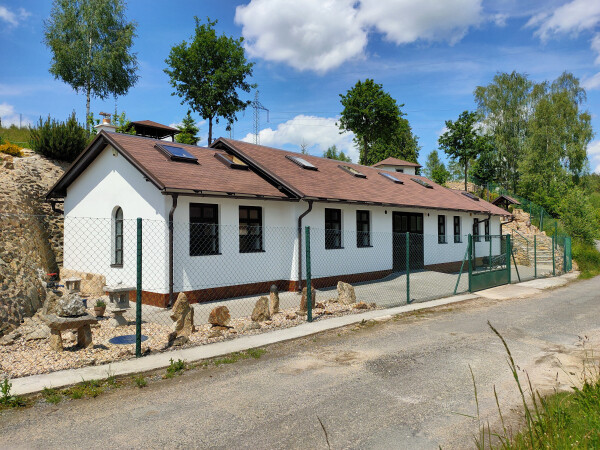 Muzeum historických rádií a stabilních motorů Mirošov (foto 1)