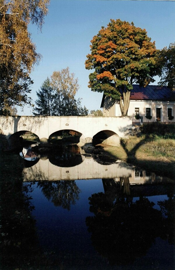 Valenův most Herálec (foto 1)