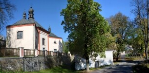 Kostel Nejsvětější Trojice a kaple svatého Kříže v Havlíčkově Brodě (foto 2)