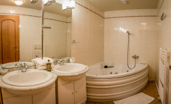 Hotel Brixen*** (foto 8)