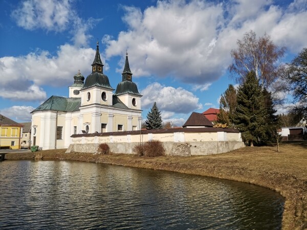Kostel sv. Václava (foto 1)