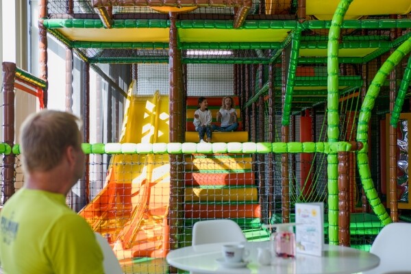 Centrem Žďáru s malými dětmi (foto 1)