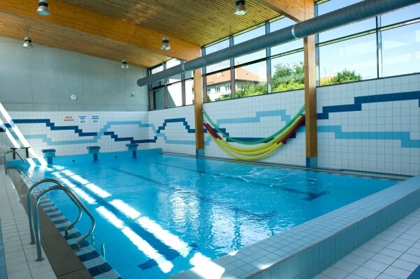 Krytý bazén v Bystřici nad Pernštejnem (foto 1)