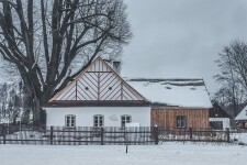 Chalupa pod lípou - Ukázková přírodní zahrada (foto 9)
