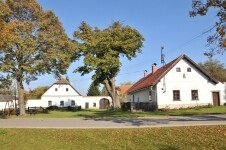 Vesnická památková zóna Petrovice (foto 5)