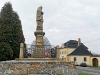 MANOR INN AND FARMYARD IN OSTROV NAD OSLAVOU (photo 2)