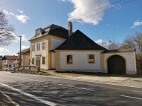 MANOR INN AND FARMYARD IN OSTROV NAD OSLAVOU (photo 6)