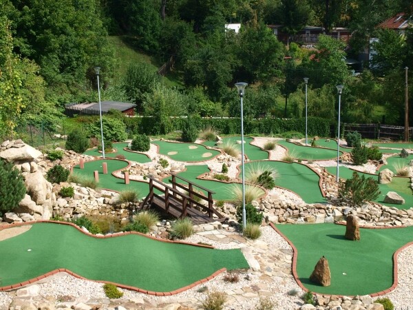 Adventure minigolf Jihlava (foto 1)