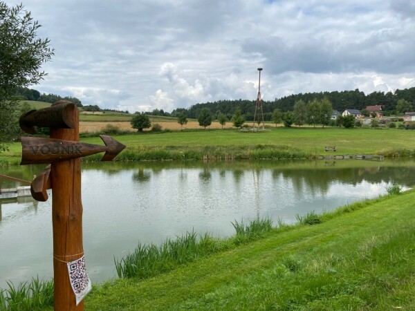 Naučná stezka Bory s geoparčíkem (foto 1)